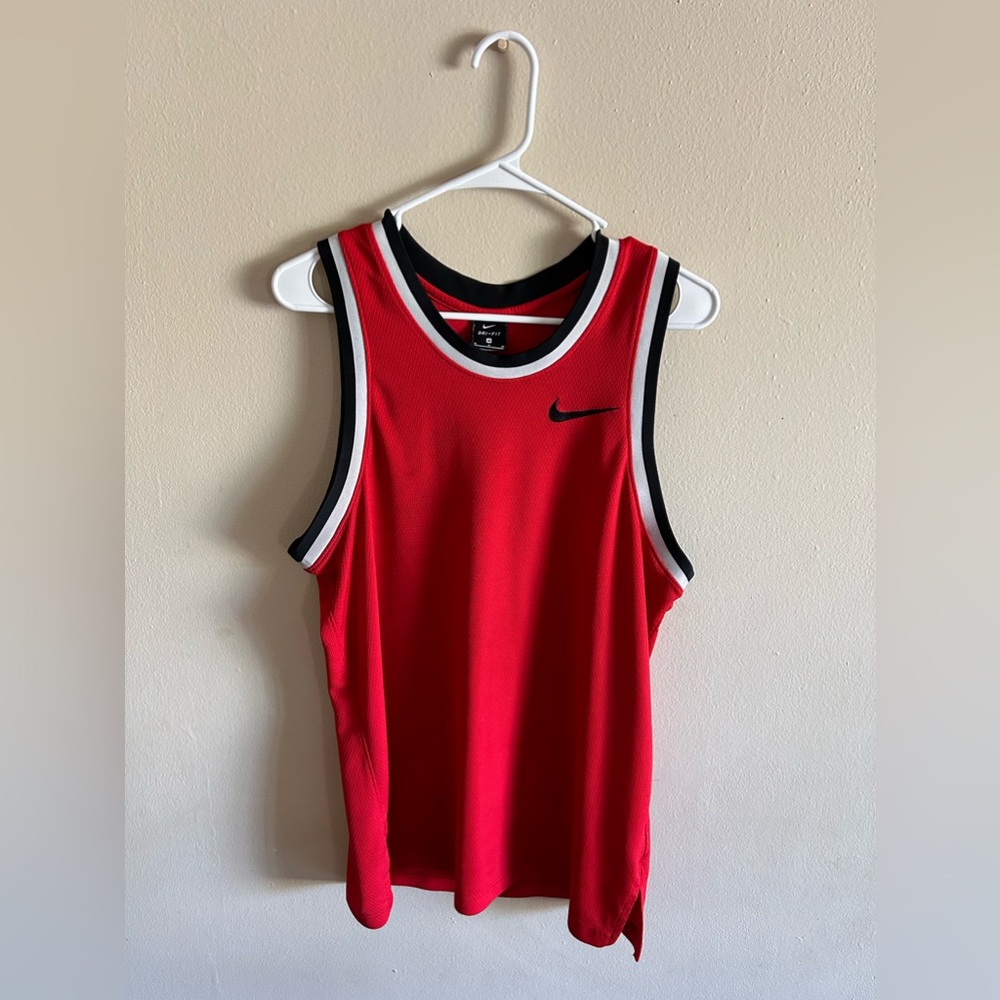 Size medium